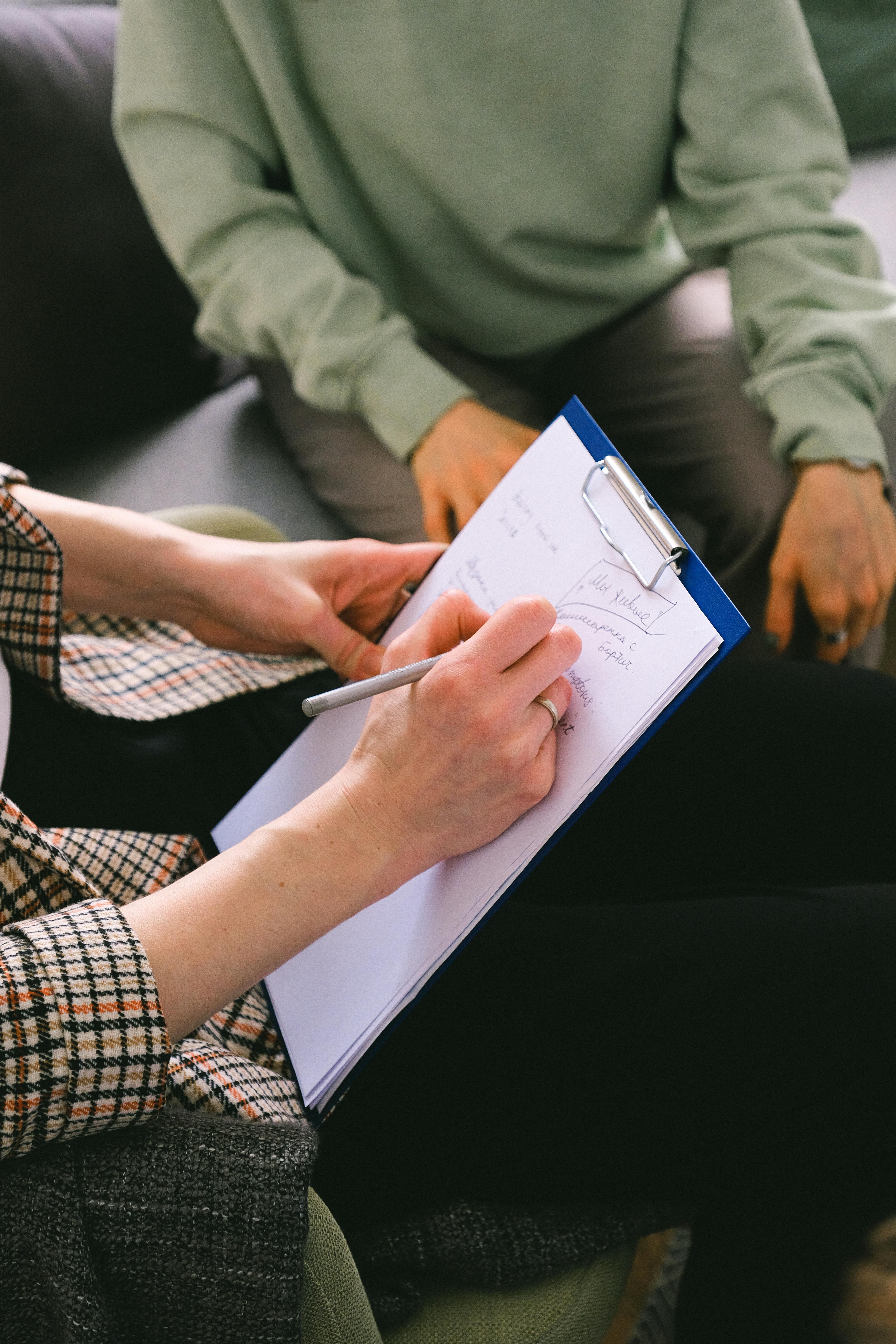 Counselling Psychologist in South Delhi, Delhi & New Delhi